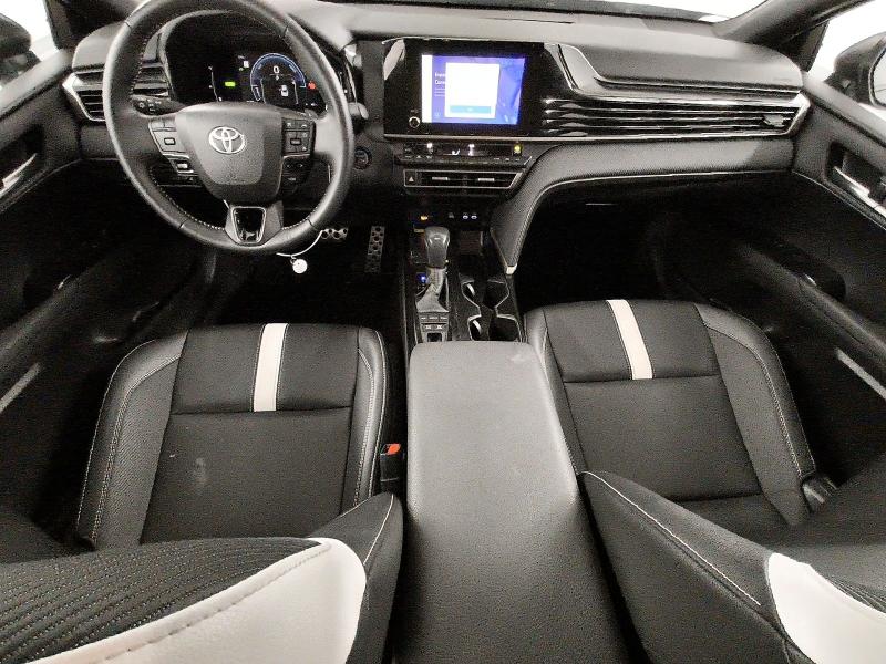 Zdjęcie 8 z aukcji – 2025 TOYOTA CAMRY z VIN 4T1DAACK2SU088042