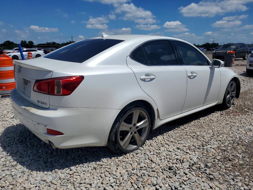 Photo 3 from auction – 2013 LEXUS IS with VIN JTHBF5C25D5188183
