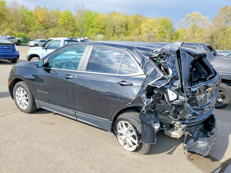Photo 2 from auction – 2023 CHEVROLET EQUINOX with VIN 3GNAXJEG7PL256393