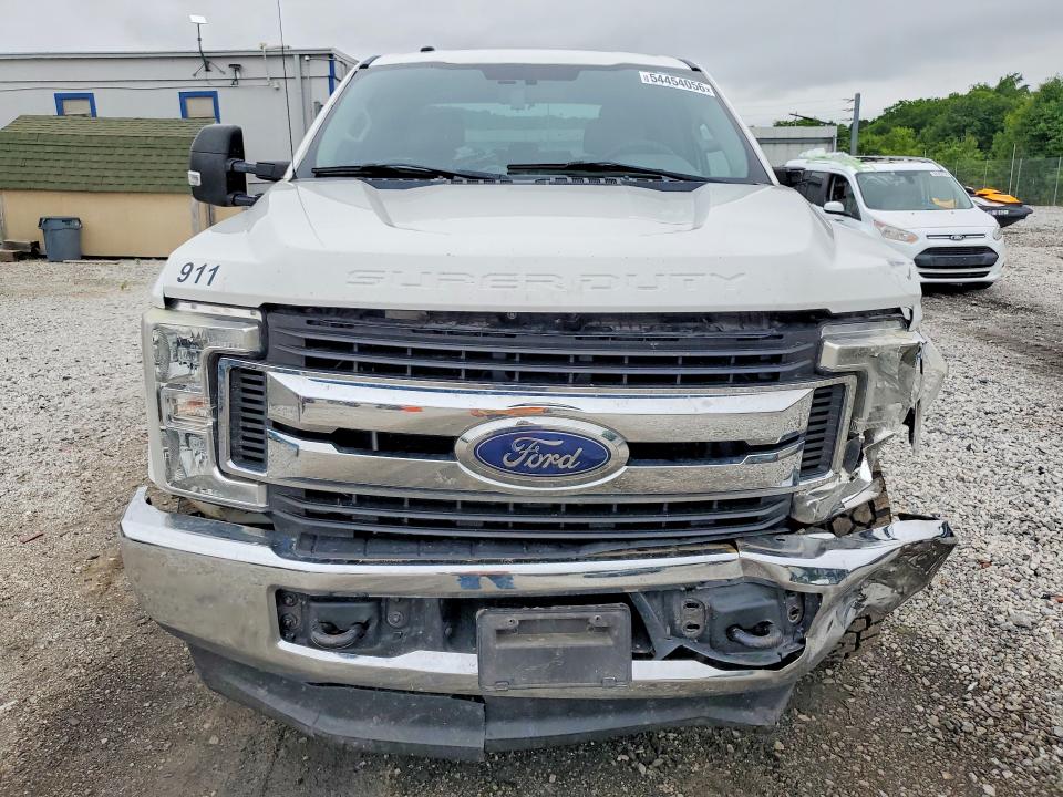 Photo 5 from auction – 2019 FORD F250 with VIN 1FT7W2B62KEC83288