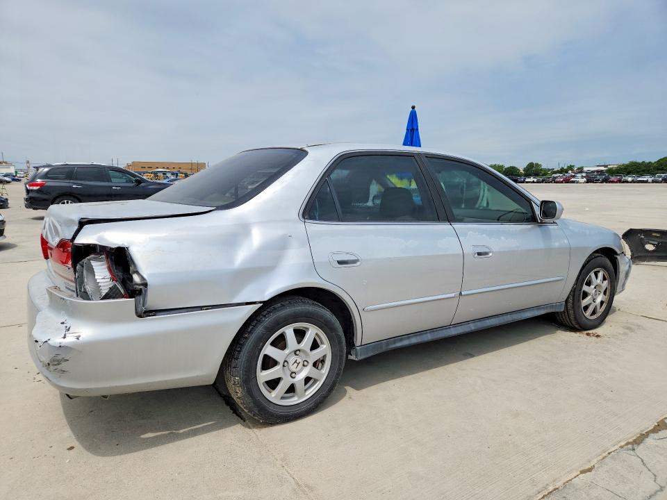 Photo 3 from auction – 2002 HONDA ACCORD with VIN 1HGCG56772A150602
