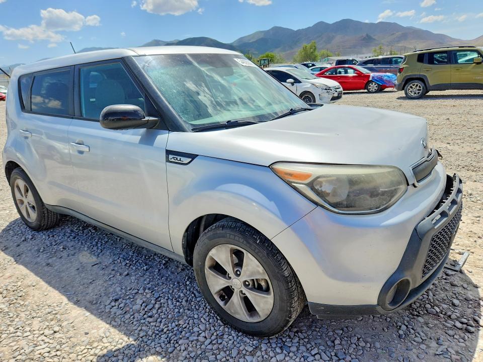 Photo 4 from auction – 2015 KIA SOUL with VIN KNDJN2A28F7805990
