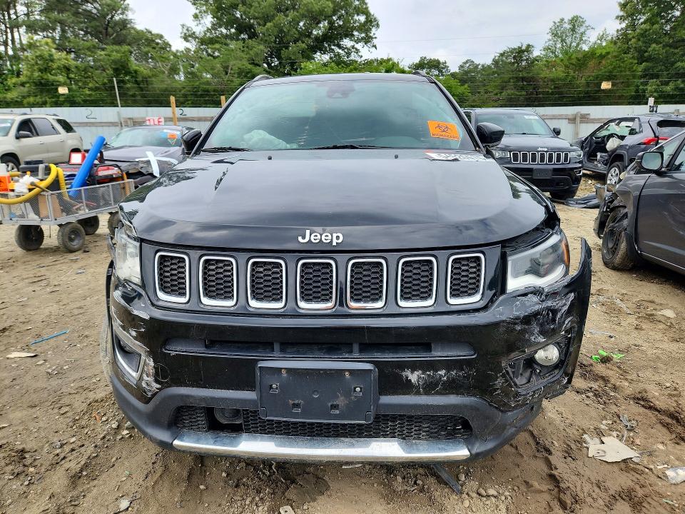 Photo 5 from auction – 2018 JEEP COMPASS with VIN 3C4NJDCB5JT341051