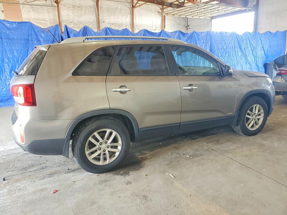 Photo 3 from auction – 2015 KIA SORENTO with VIN 5XYKTCA63FG624267