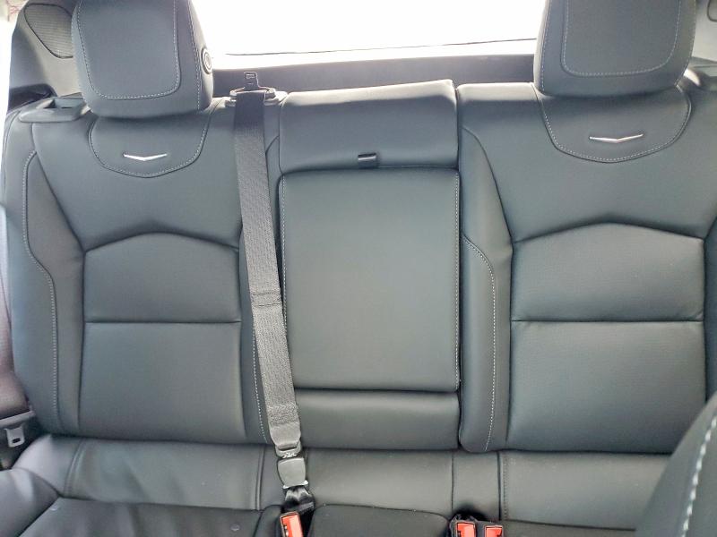 Foto 10 de la subasta – 2023 CADILLAC XT4 con VIN 1GYFZDR4XPF102016