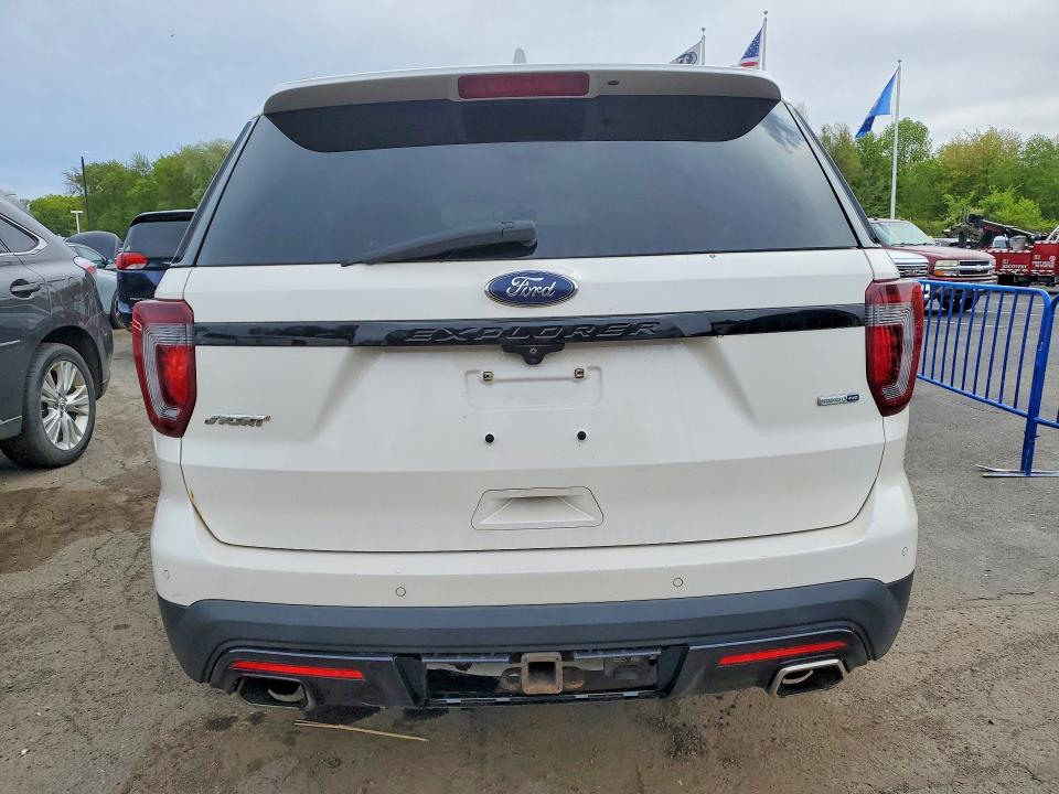 Photo 6 from auction – 2016 FORD EXPLORER with VIN 1FM5K8GT0GGC83656