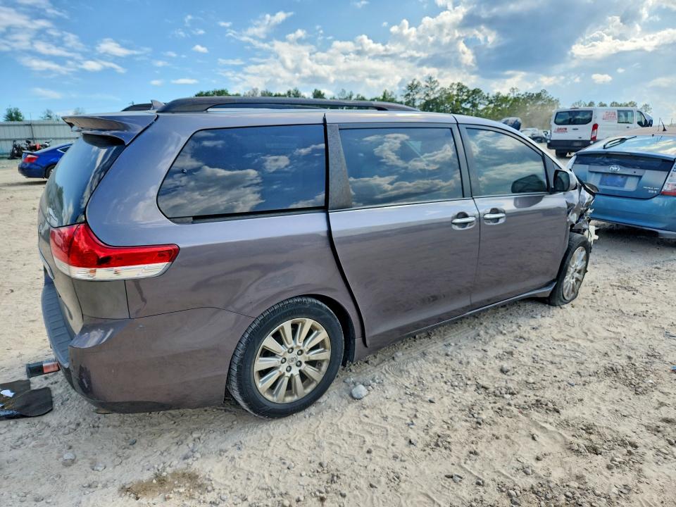صورة رقم 3 من المزاد - 2011 TOYOTA SIENNA مع VIN 5TDYK3DC4BS158456