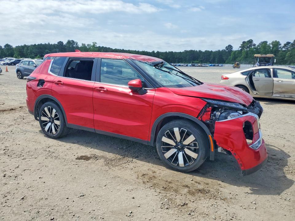 Photo 4 from auction – 2025 MITSUBISHI OUTLANDER with VIN JA4J3VA8XSZ033223