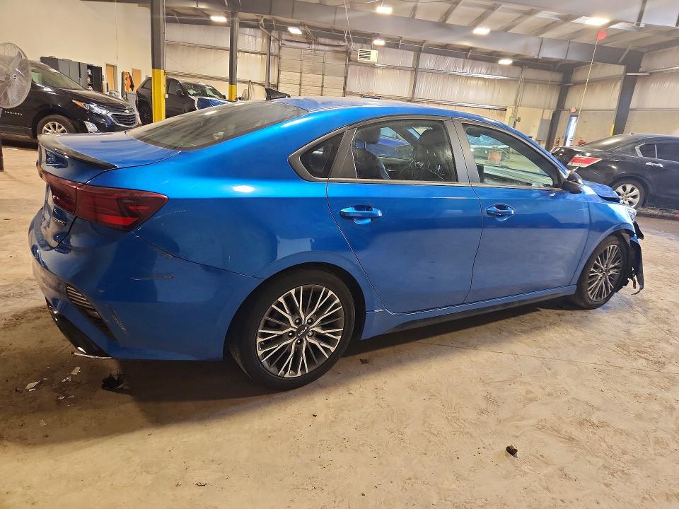 Photo 3 from auction – 2023 KIA FORTE with VIN 3KPF54AD3PE621920