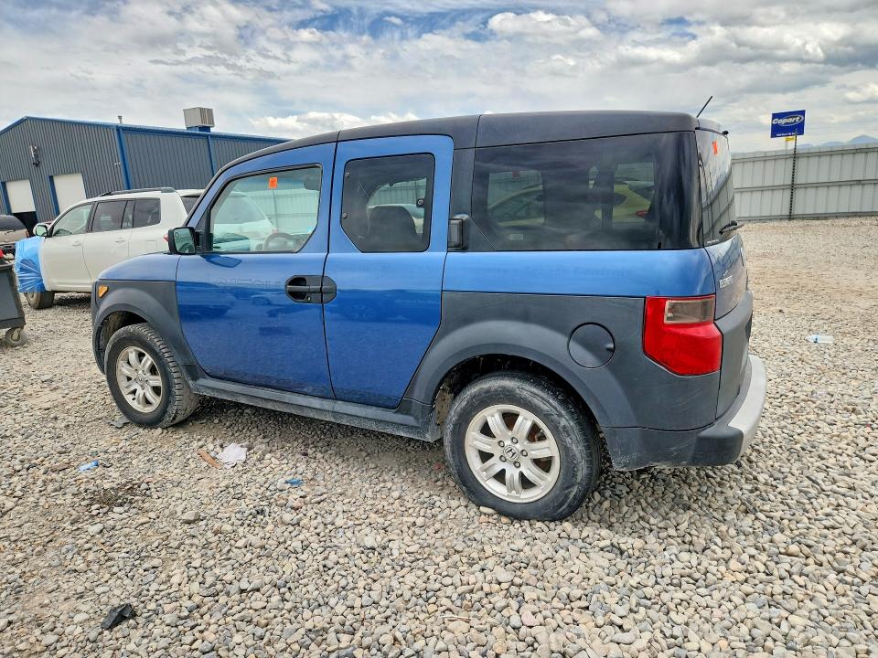 Photo 2 from auction – 2006 HONDA ELEMENT with VIN 5J6YH286X6L020404