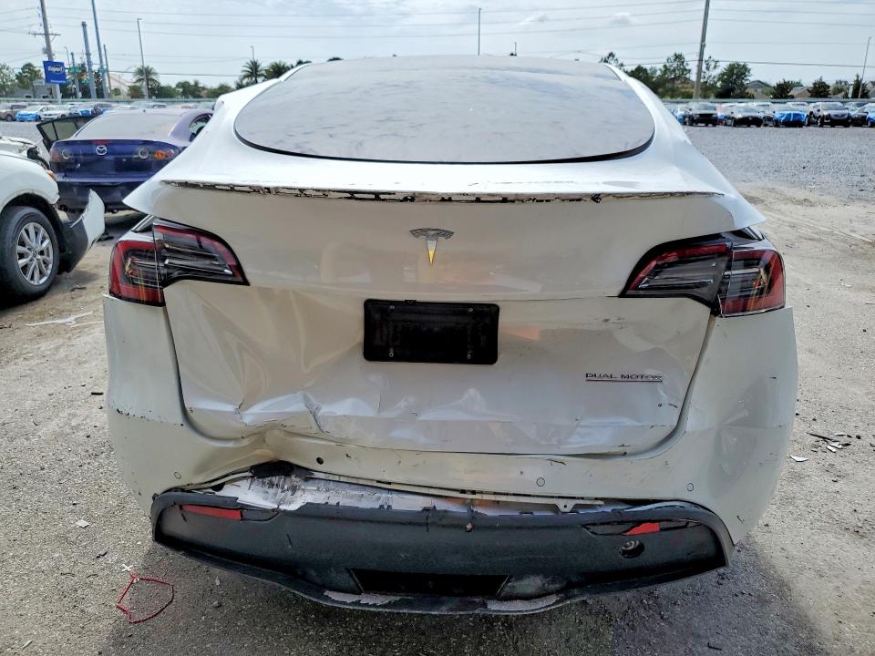 Photo 6 from auction – 2022 TESLA MODEL Y with VIN 7SAYGDEFXNF312387