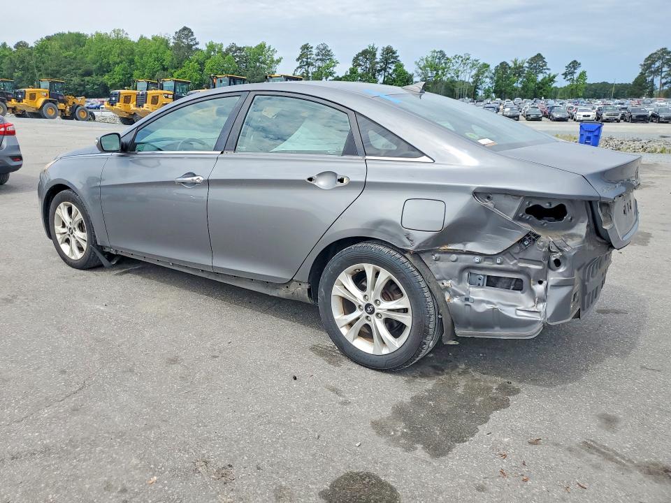 Photo 2 from auction – 2013 HYUNDAI SONATA with VIN 5NPEC4AC3DH690056