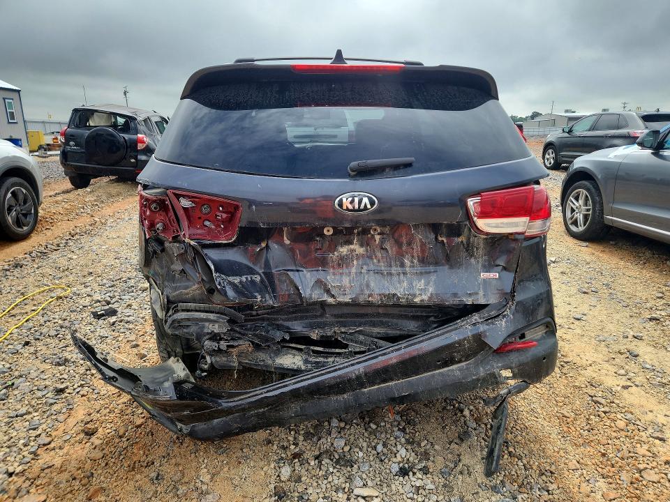 Photo 6 from auction – 2017 KIA SORENTO with VIN 5XYPGDA34HG191390
