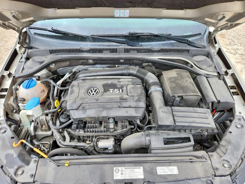 Photo 11 from auction – 2014 VOLKSWAGEN JETTA with VIN 3VWD07AJ0EM214439