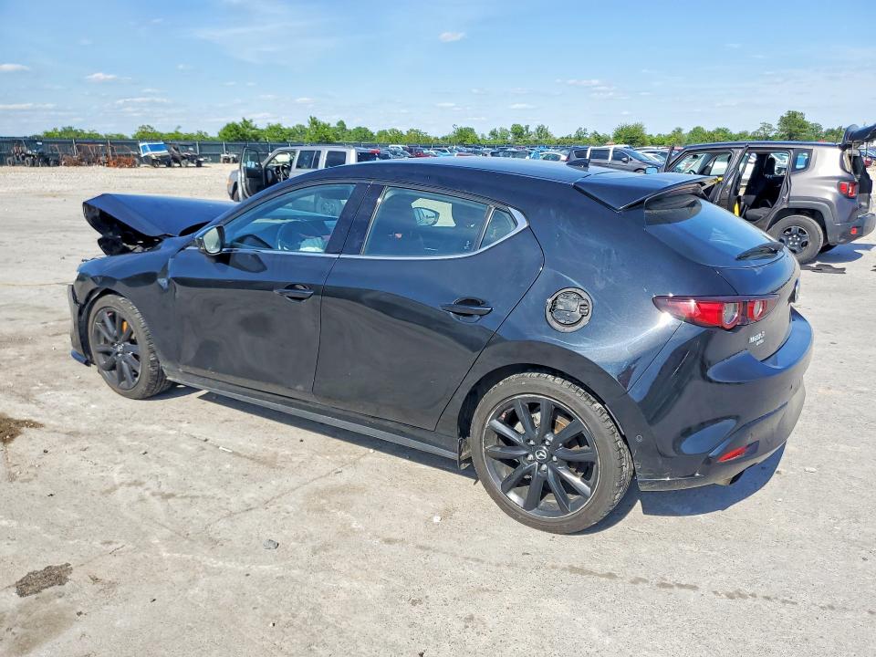 Photo 2 from auction – 2021 MAZDA 3 with VIN JM1BPBNY6M1402023