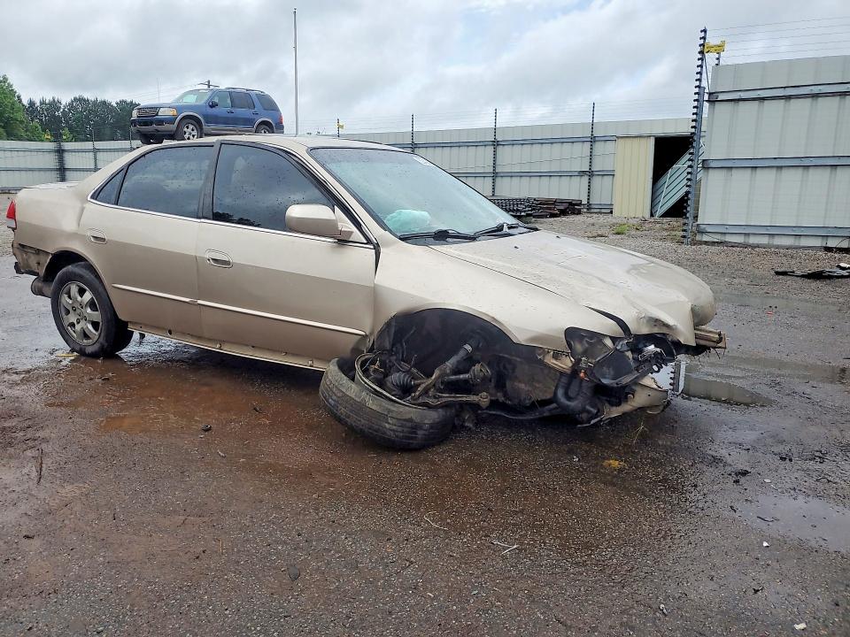 Photo 4 from auction – 2001 HONDA ACCORD with VIN 1HGCG66891A149223