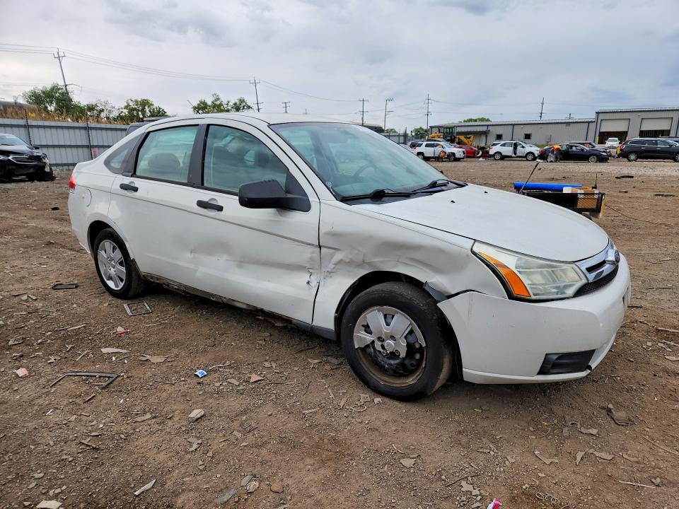 Photo 4 from auction – 2011 FORD FOCUS with VIN 1FAHP3EN9BW168505