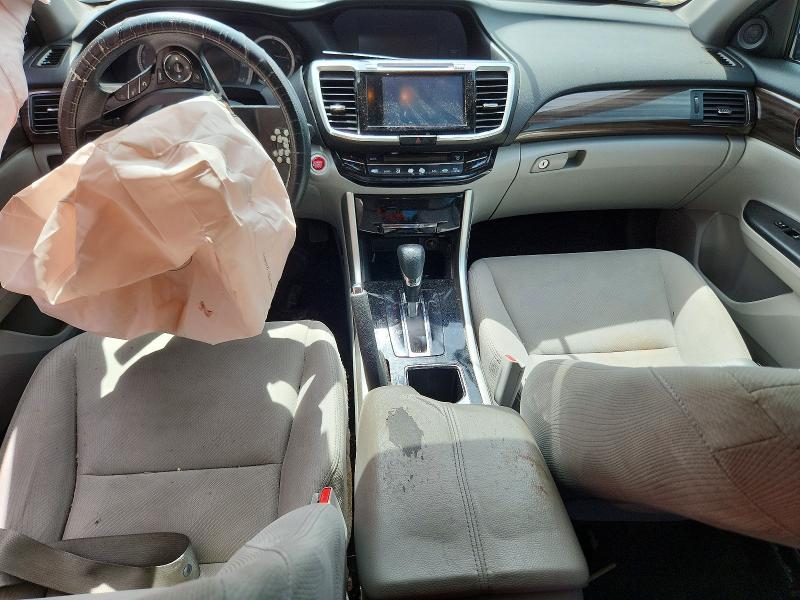 Photo 8 from auction – 2016 HONDA ACCORD with VIN 1HGCR2F71GA024784