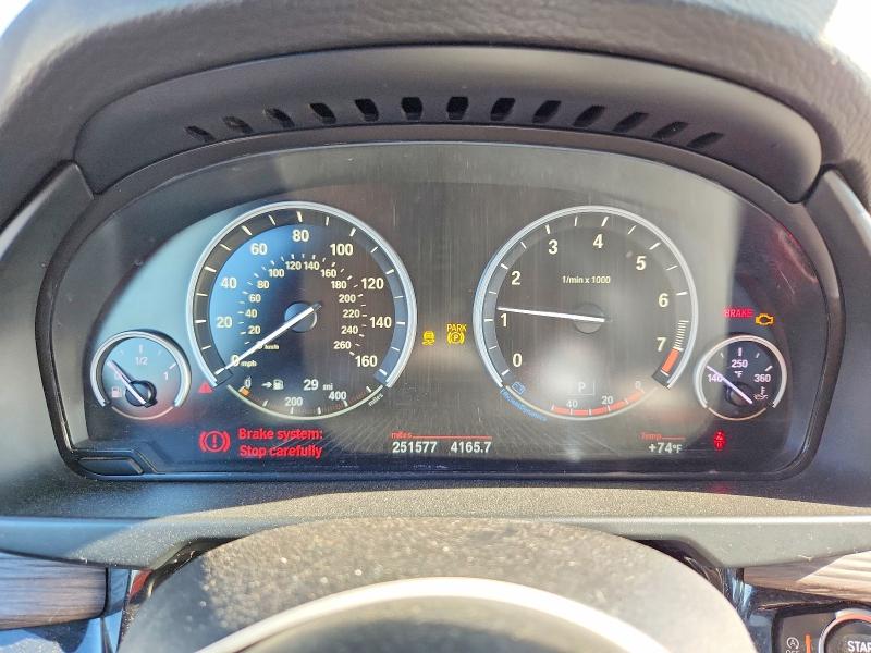 Photo 9 from auction – 2014 BMW X5 with VIN 5UXKR2C52E0H32480