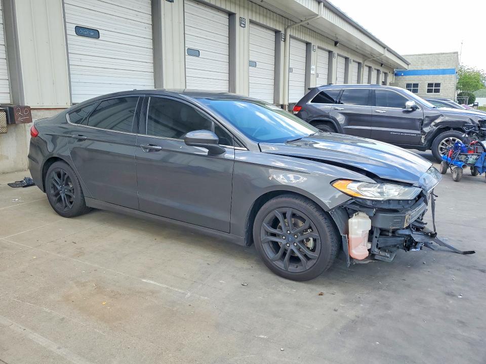 Photo 4 from auction – 2019 FORD FUSION with VIN 3FA6P0HD6KR166531