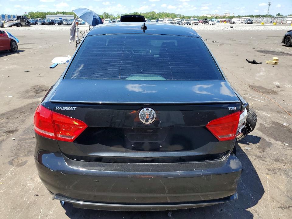 Photo 6 from auction – 2015 VOLKSWAGEN PASSAT with VIN 1VWAS7A36FC100818