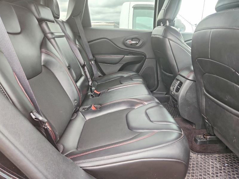 Снимка 10 от търг – 2019 JEEP CHEROKEE с VIN 1C4PJMBX3KD278920
