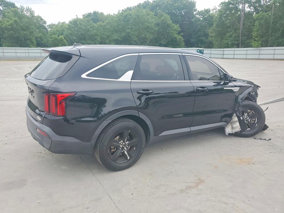 Photo 3 from auction – 2021 KIA SORENTO with VIN 5XYRG4LC6MG001850