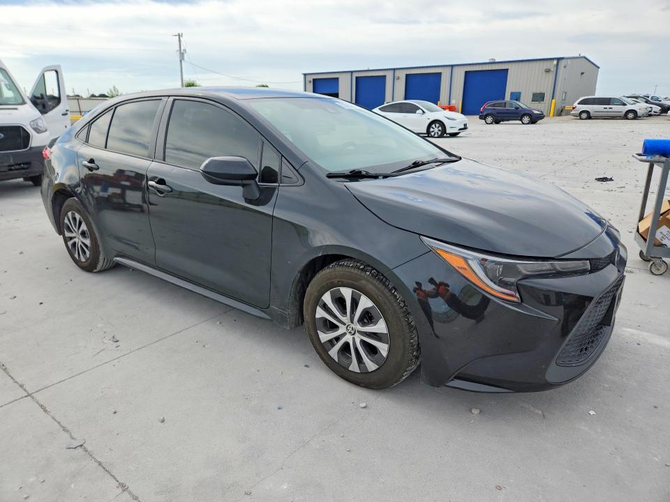 Photo 4 from auction – 2022 TOYOTA COROLLA with VIN JTDEAMDEXNJ049384