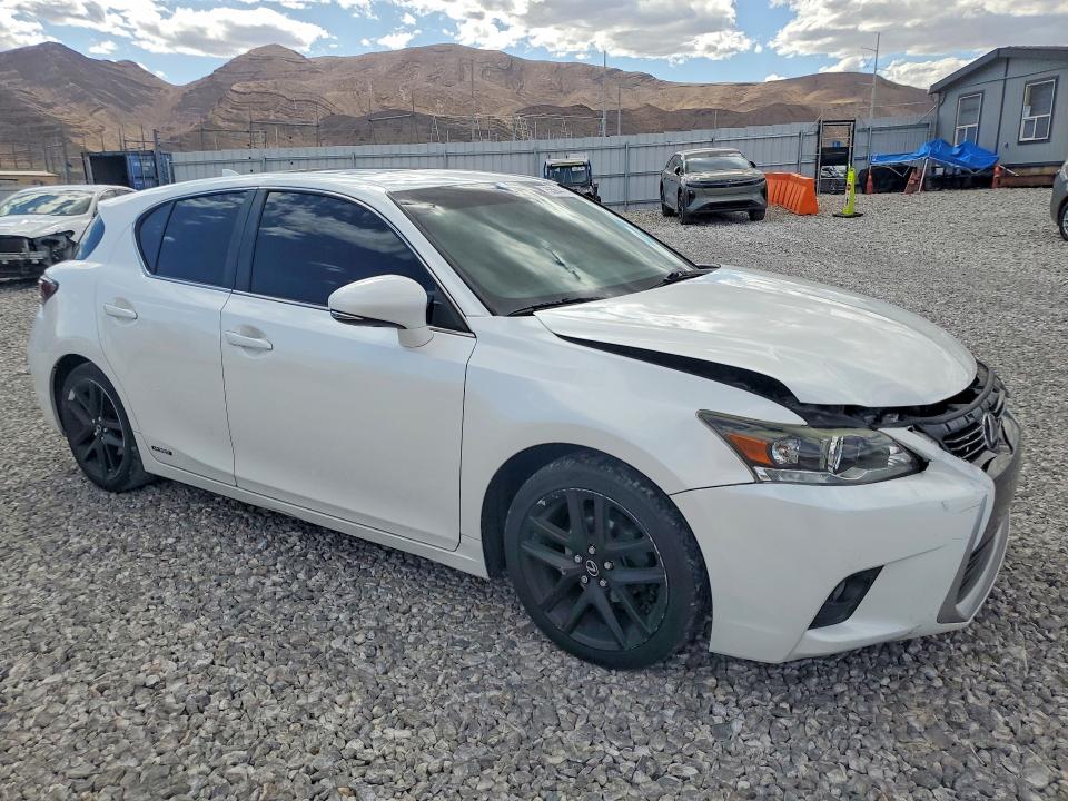 Photo 4 from auction – 2015 LEXUS CT with VIN JTHKD5BH9F2234176