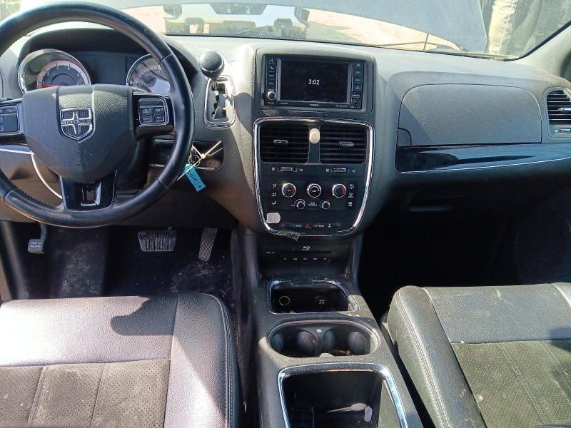 Photo 8 from auction – 2015 DODGE GRAND CARAVAN with VIN 2C4RDGCG6FR688338