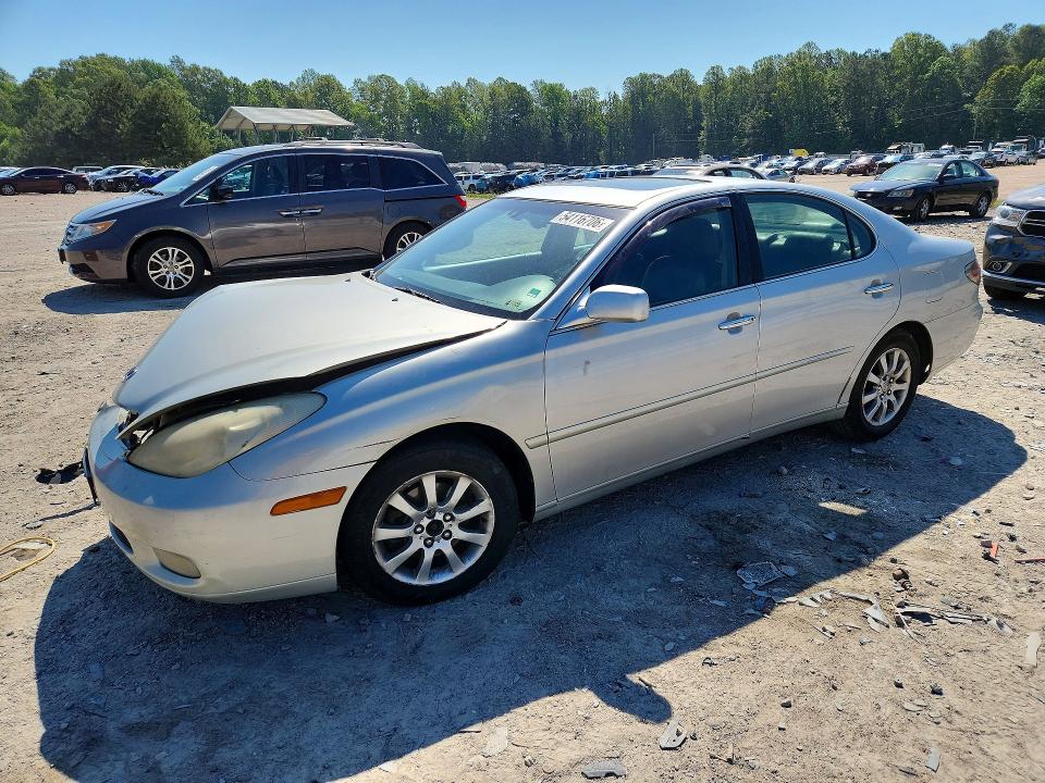 LEXUS ES 2002 with VIN JTHBF30G525031612 - Photo from auction