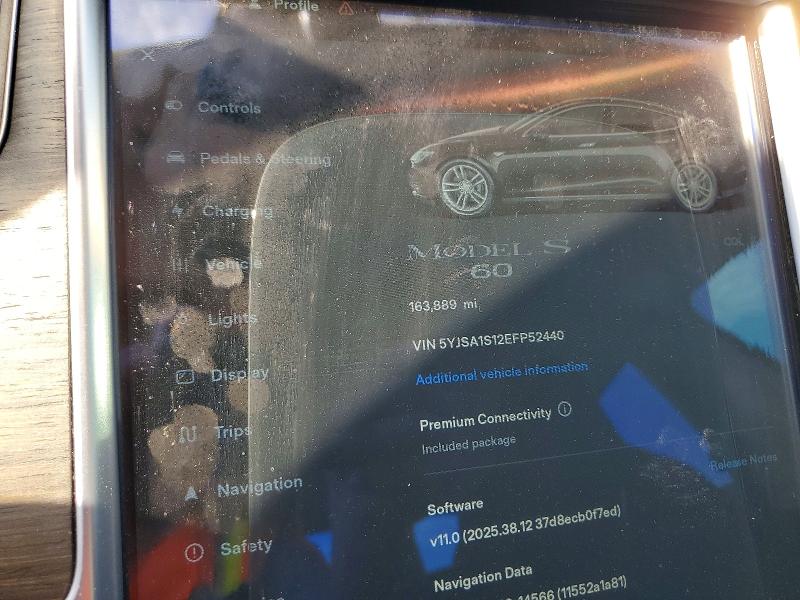 Photo 9 from auction – 2014 TESLA MODEL S with VIN 5YJSA1S12EFP52440