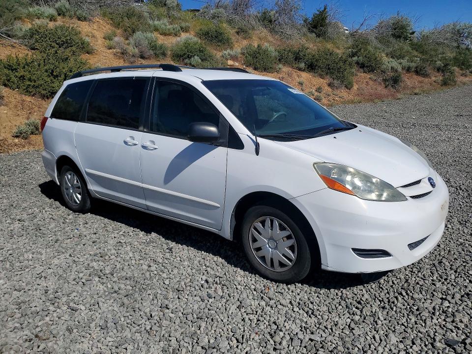 Photo 4 from auction – 2008 TOYOTA SIENNA with VIN 5TDZK23C28S174129