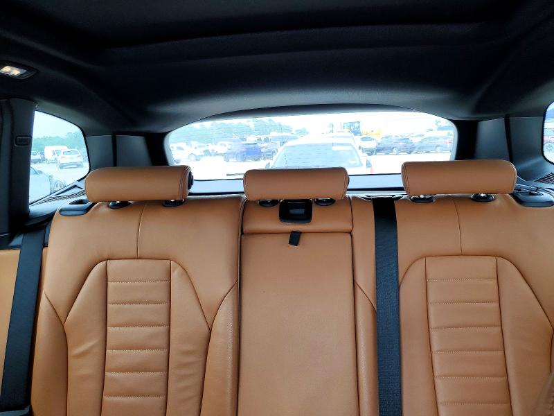 Photo 10 from auction – 2021 BMW X3 with VIN 5UXTY3C02M9D78987