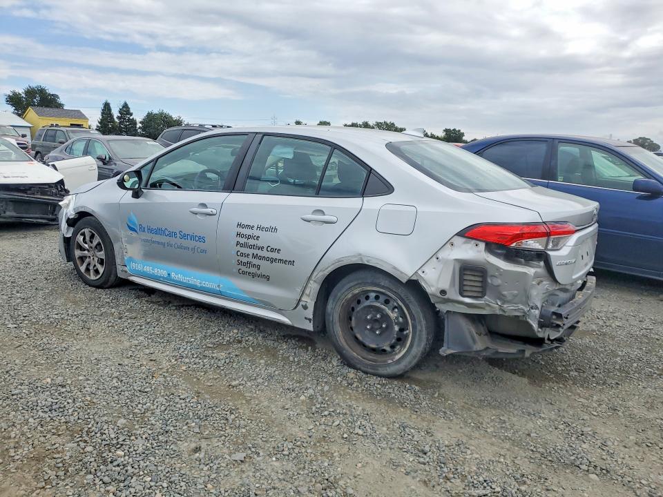 Photo 2 from auction – 2020 TOYOTA COROLLA with VIN 5YFEPRAE0LP055669