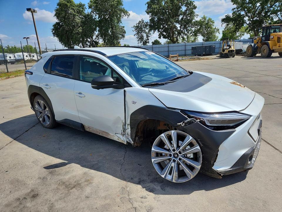 Снимка 4 от търг – 2023 SUBARU SOLTERRA с VIN JTMABABA6PA017626