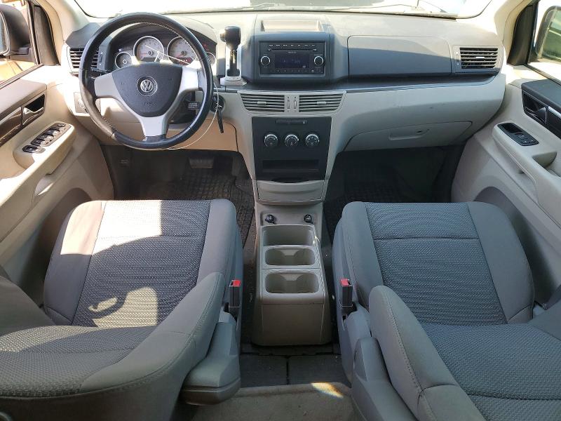Photo 8 from auction – 2009 VOLKSWAGEN ROUTAN with VIN 2V8HW441X9R579629