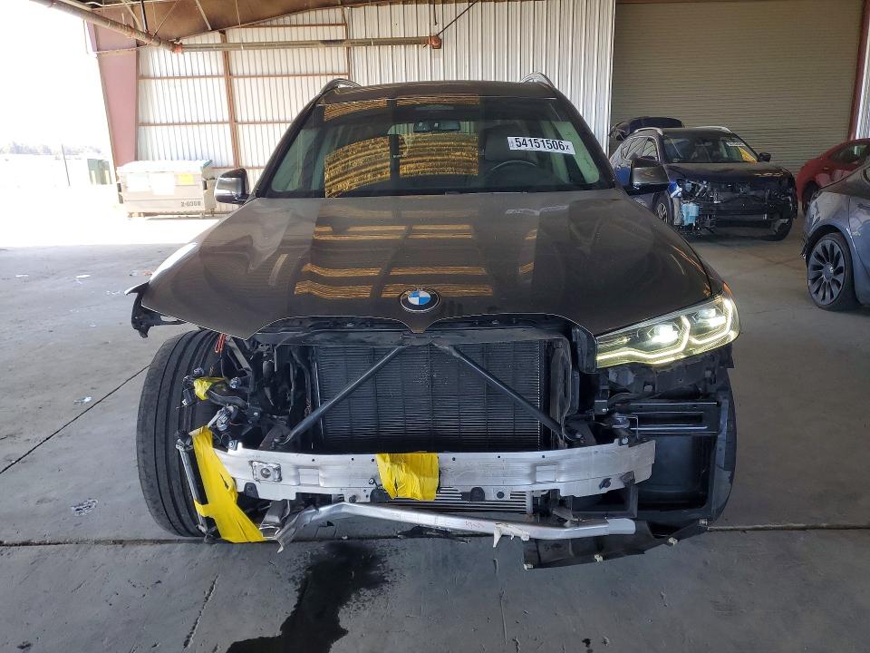 Photo 5 from auction – 2021 BMW X7 with VIN 5UXCW2C01M9E73475