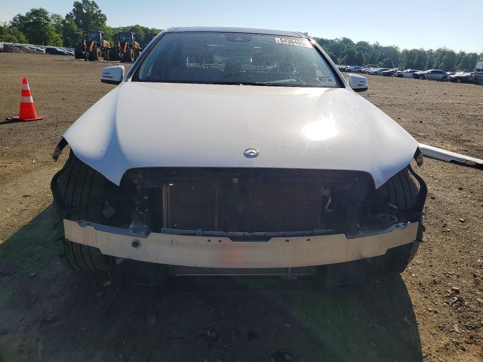 Photo 5 from auction – 2015 MERCEDES-BENZ E with VIN WDDHF8JB9FB161370