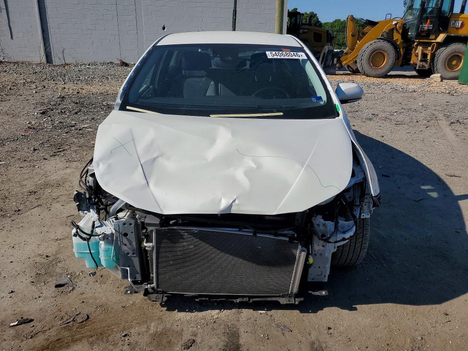 Photo 5 from auction – 2017 TOYOTA PRIUS with VIN JTDKARFU5H3041643