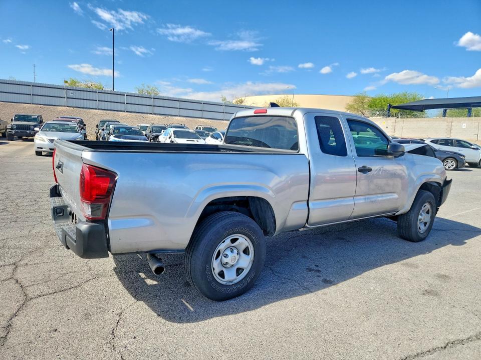 Photo 3 from auction – 2022 TOYOTA TACOMA with VIN 3TYRX5GN4NT051141