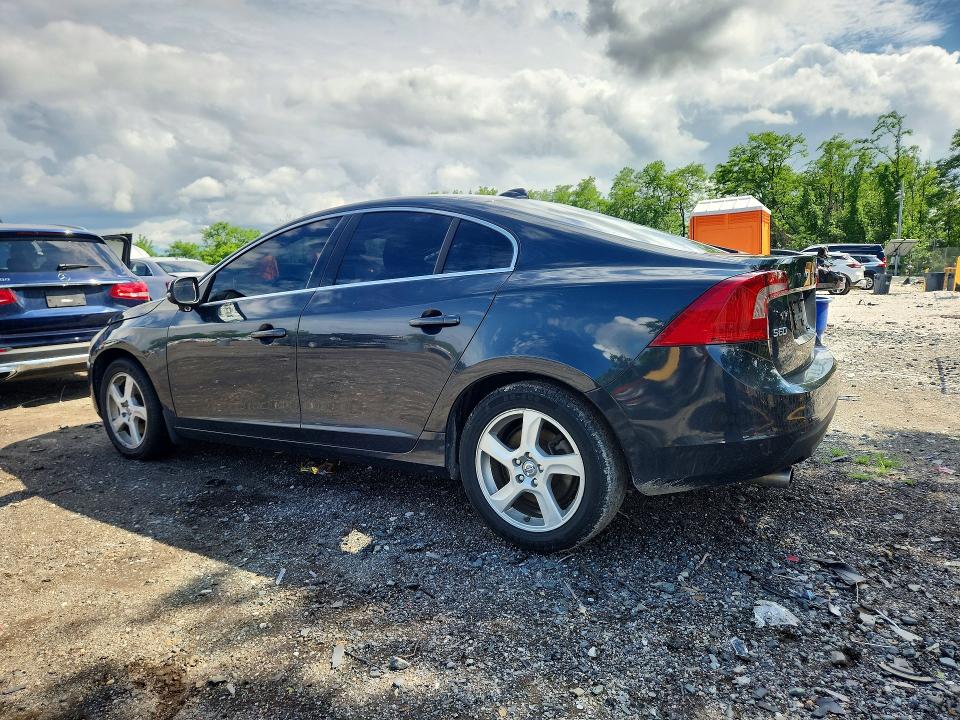 Photo 2 from auction – 2012 VOLVO S60 with VIN YV1622FS8C2125002