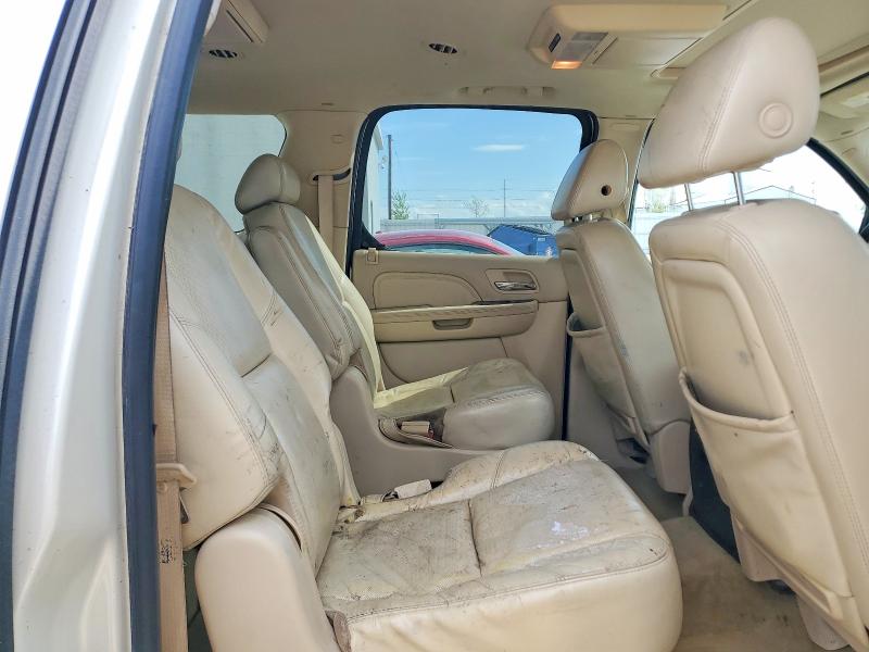 Photo 11 from auction – 2007 CADILLAC ESCALADE V with VIN 1GYFK66877R248850