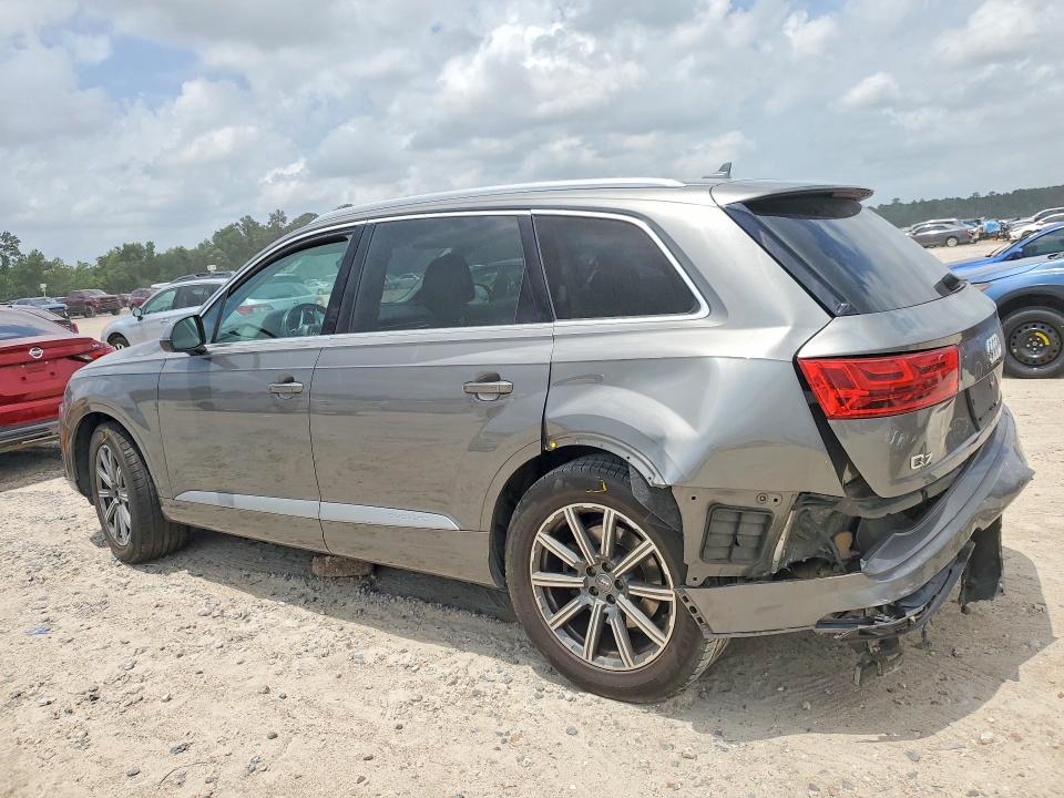 Photo 2 from auction – 2018 AUDI Q7 with VIN WA1VAAF75JD025915