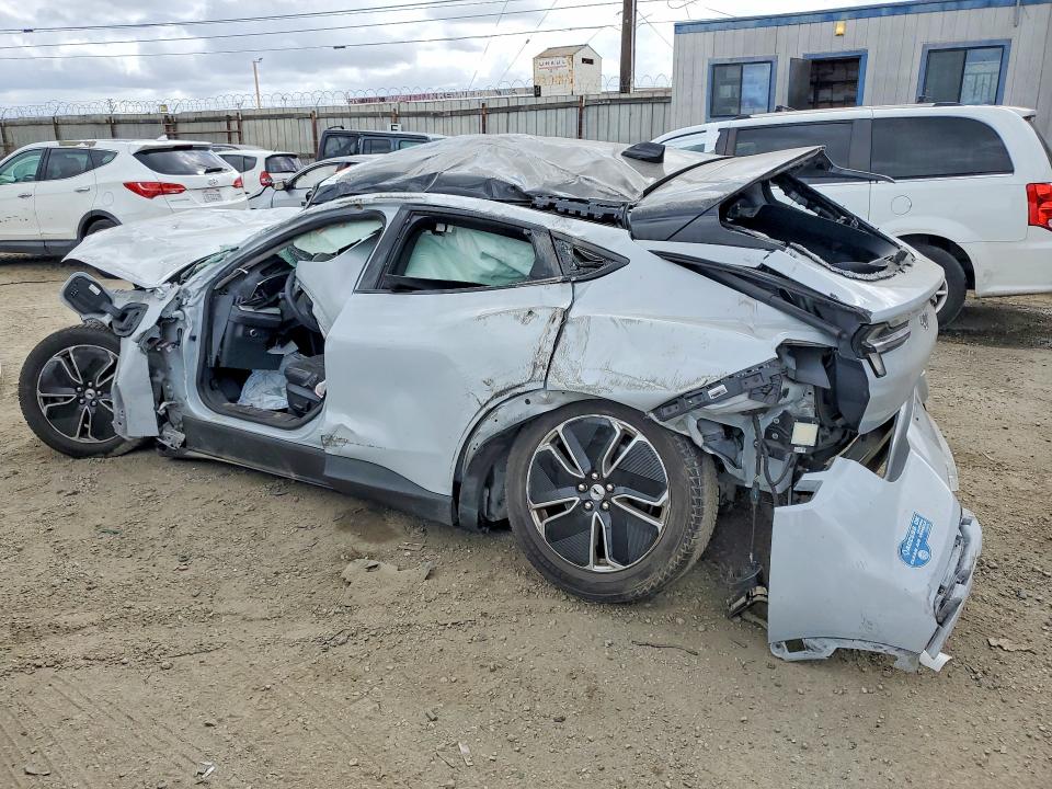 Photo 2 from auction – 2021 FORD MUSTANG MACH-E with VIN 3FMTK1SS5MMA23901