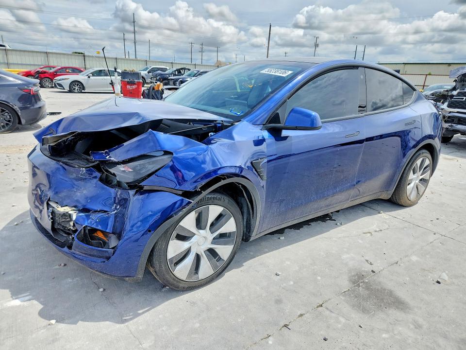 TESLA MODEL Y 2021 with VIN 5YJYGAEE7MF211471 - Photo from auction