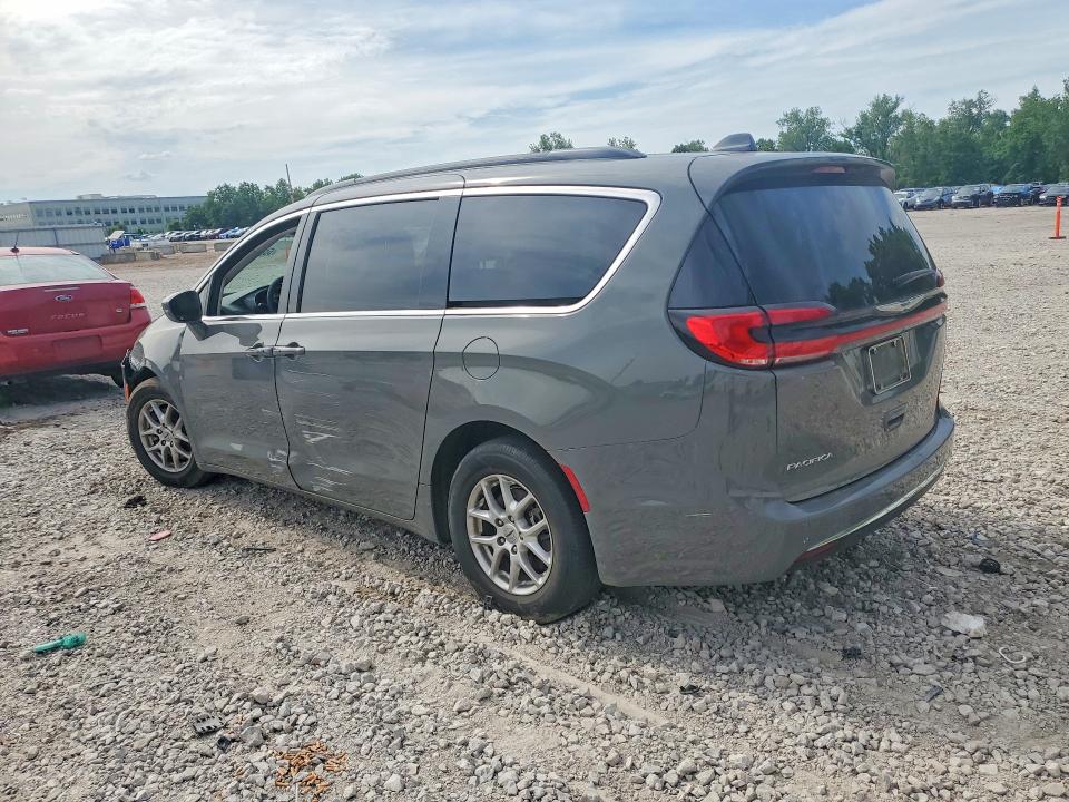 Photo 2 from auction – 2022 CHRYSLER PACIFICA with VIN 2C4RC1BG2NR177435