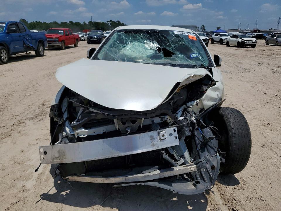 Photo 5 from auction – 2020 TOYOTA C-HR with VIN JTNKHMBX7L1069782