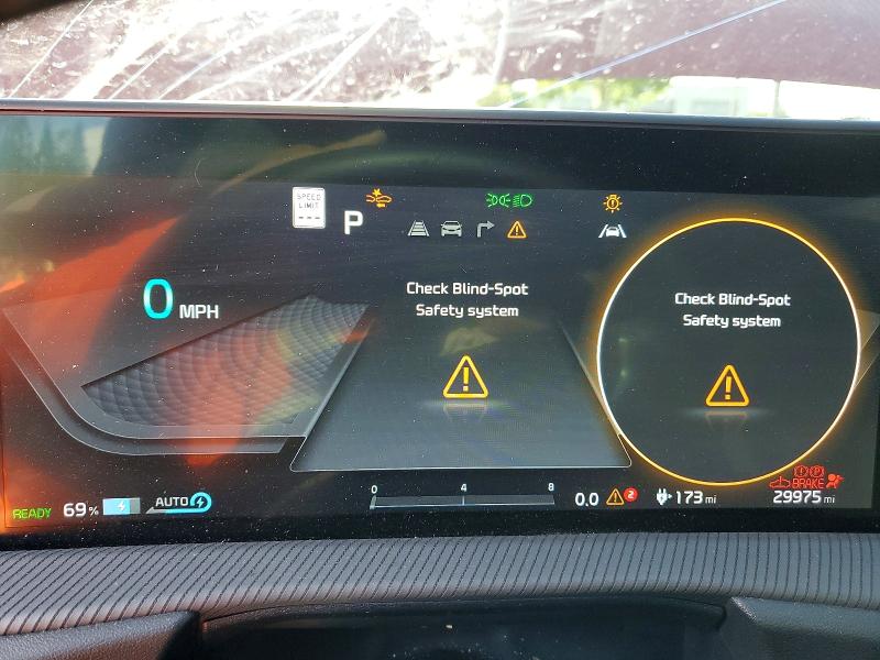 Photo 9 from auction – 2023 KIA EV6 with VIN KNDC44LA4P5118532