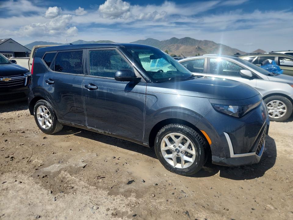 Photo 4 from auction – 2023 KIA SOUL with VIN KNDJ23AU8P7199057